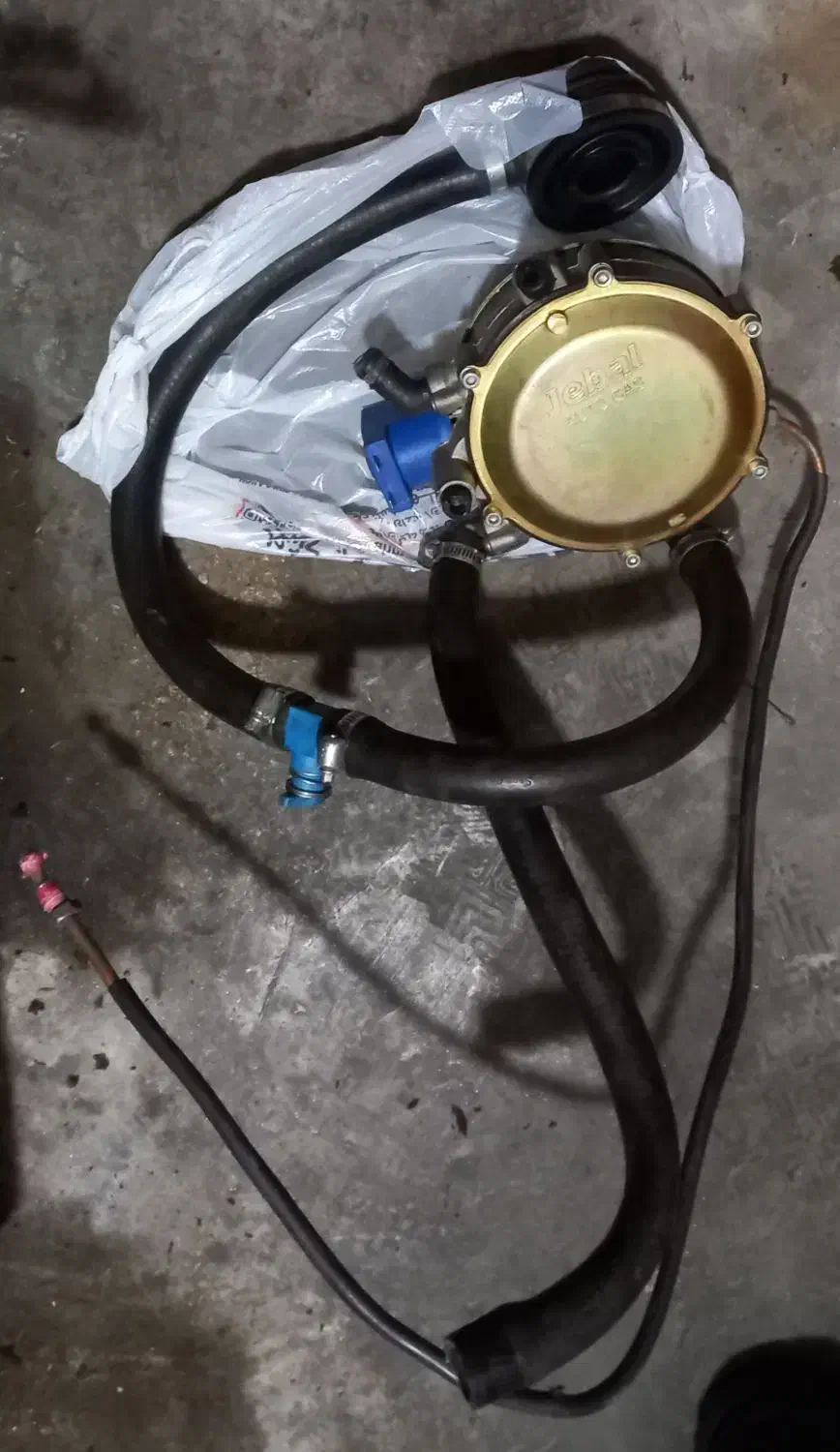 ال پی جی|قطعات یدکی و لوازم جانبی|رشت, صفاری|دیوار