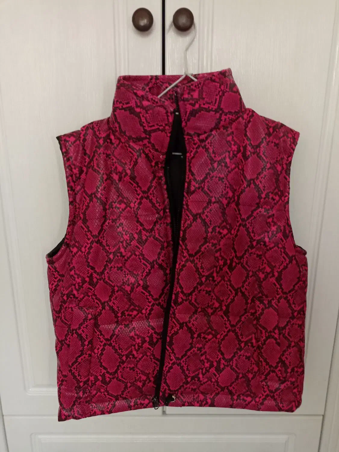 لباس دخترانه|کفش و لباس بچه|صومعهسرا, |دیوار