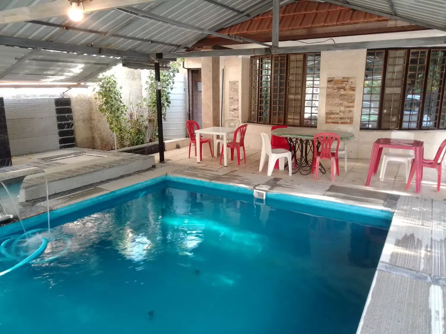 ویلا (صدرا)خانواده و اقوام|اجارهٔ کوتاهمدت ویلا و باغ|شیراز, علوم پزشکی|دیوار