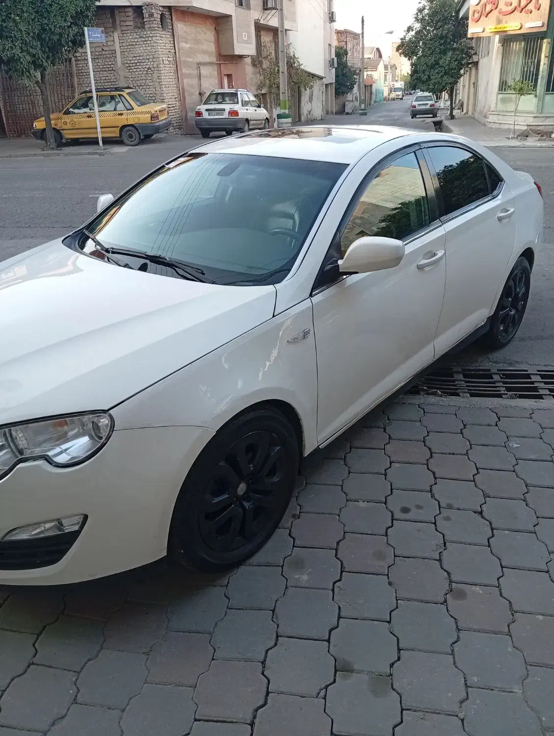 ام جی ۵۵۰|خودرو سواری و وانت|گرگان, |دیوار