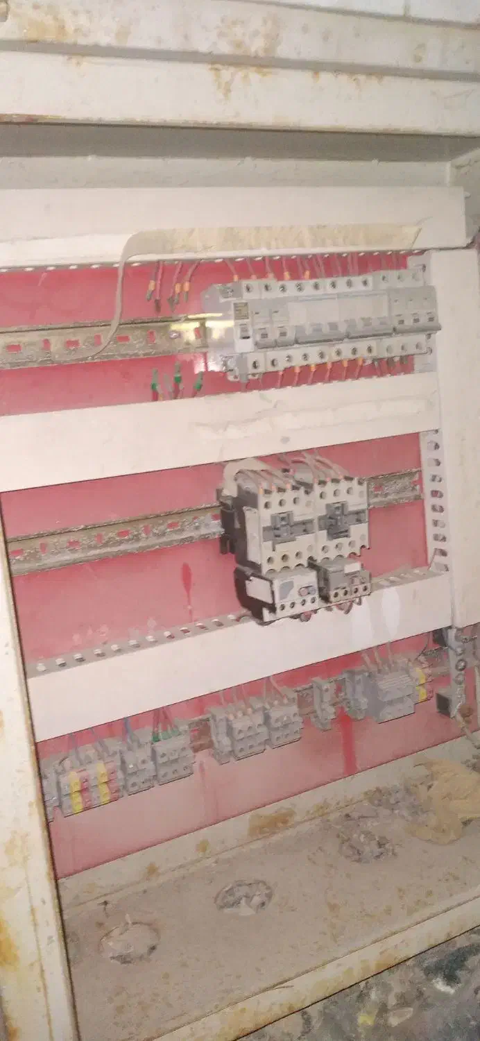 تابلو برق|ماشینآلات صنعتی|نجفآباد, جلال آباد|دیوار