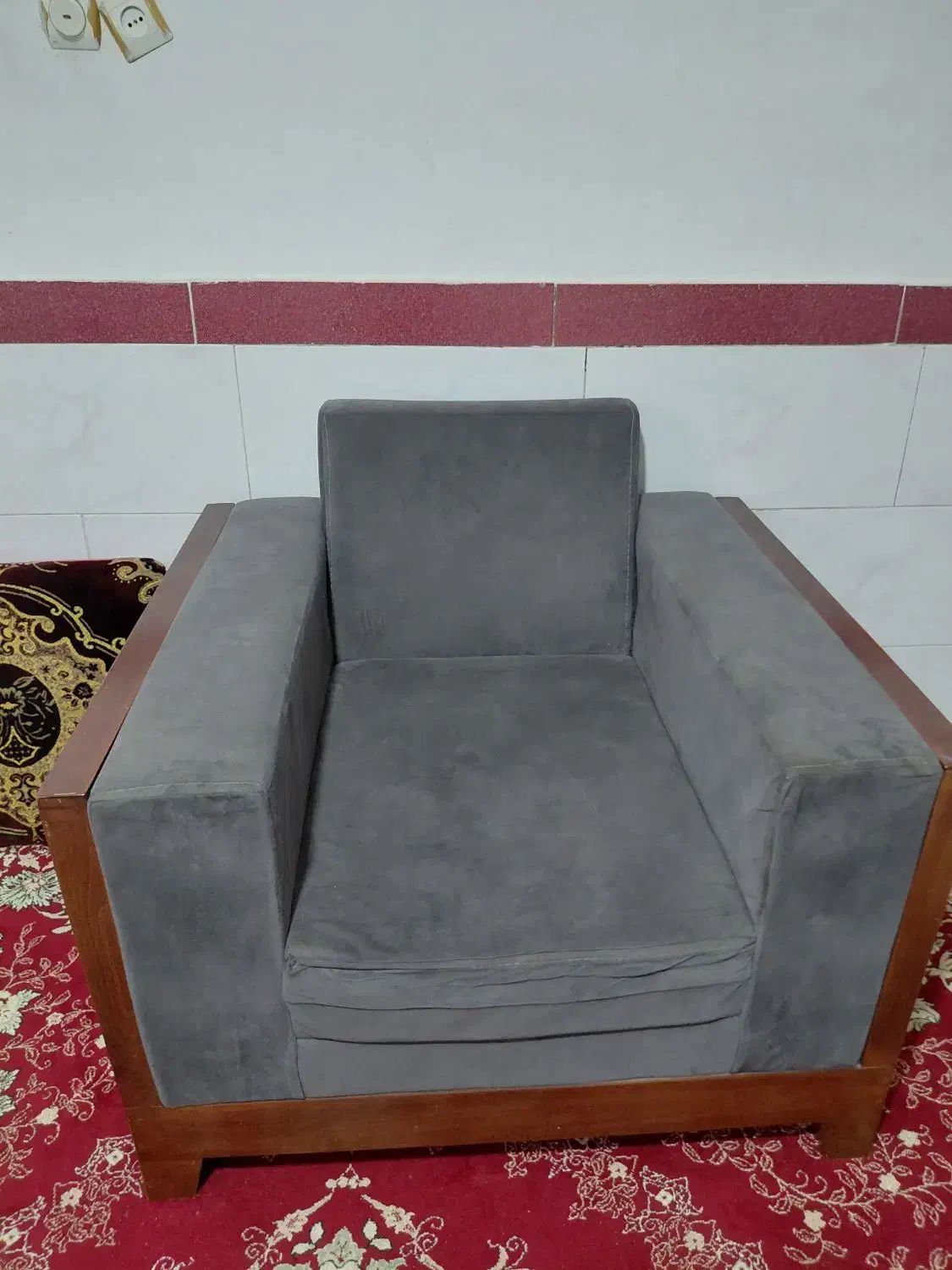 مبل ال ۹ نفره|مبلمان خانگی و میز عسلی|خان ببین, |دیوار