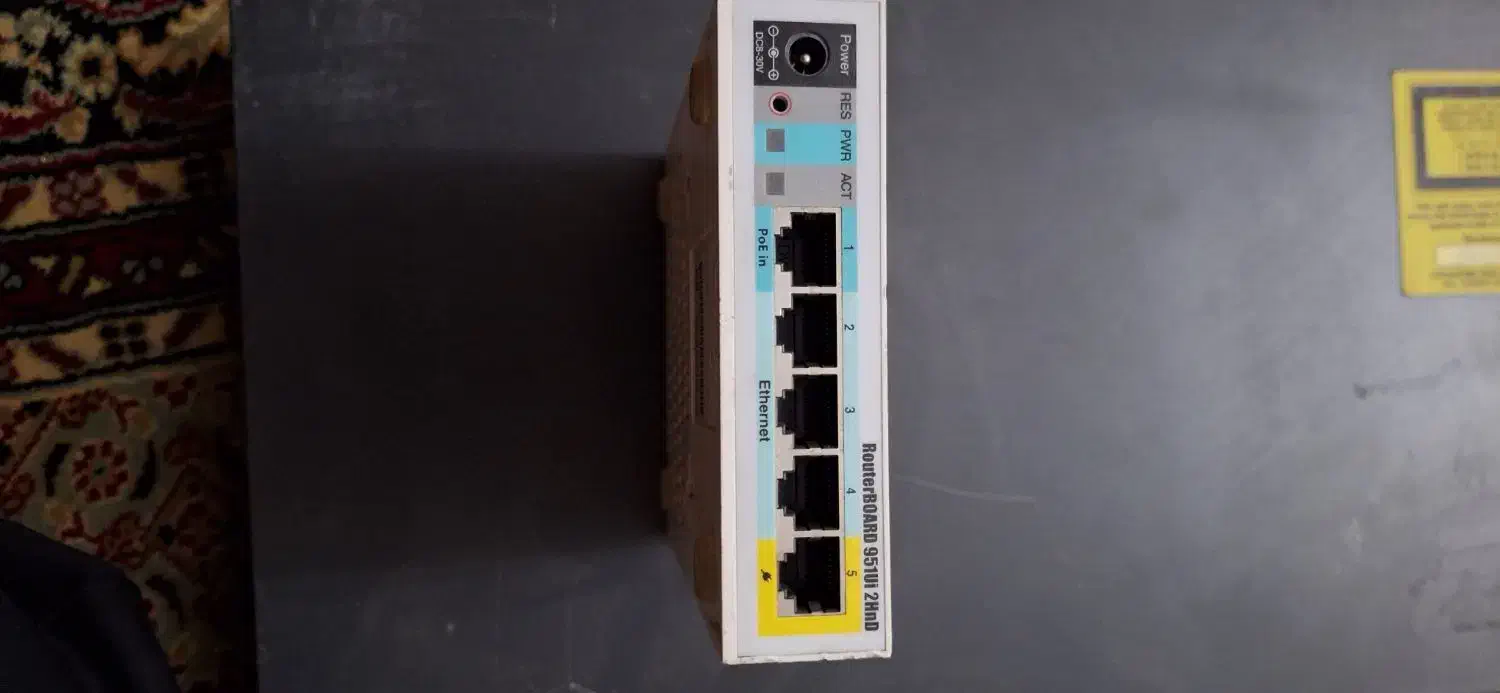 ۳ عدد کیس کامپیوتر.هاپ سوییچ.رک‌. اسکنر کاغذوانگشت|مودم و تجهیزات شبکه|ارومیه, |دیوار