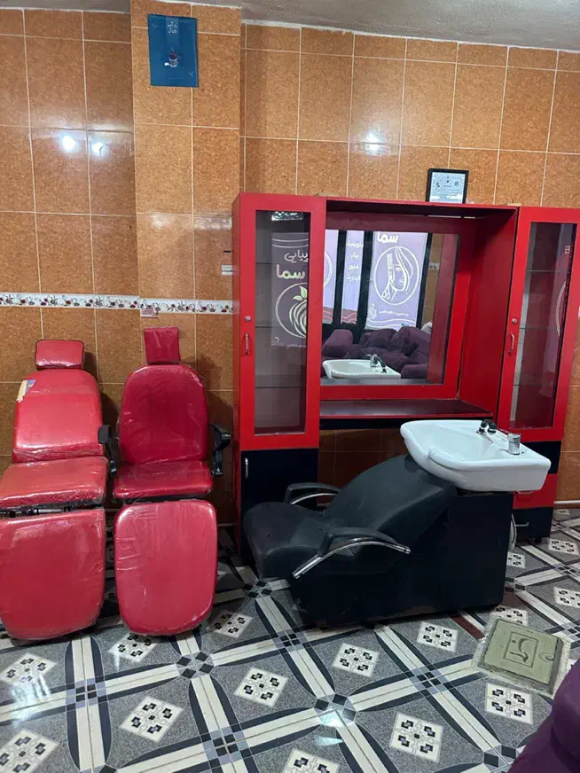 وسایل ارایشگاه بفروش میرسد|آرایشگاه و سالن‌های زیبایی|مشگین شهر, |دیوار