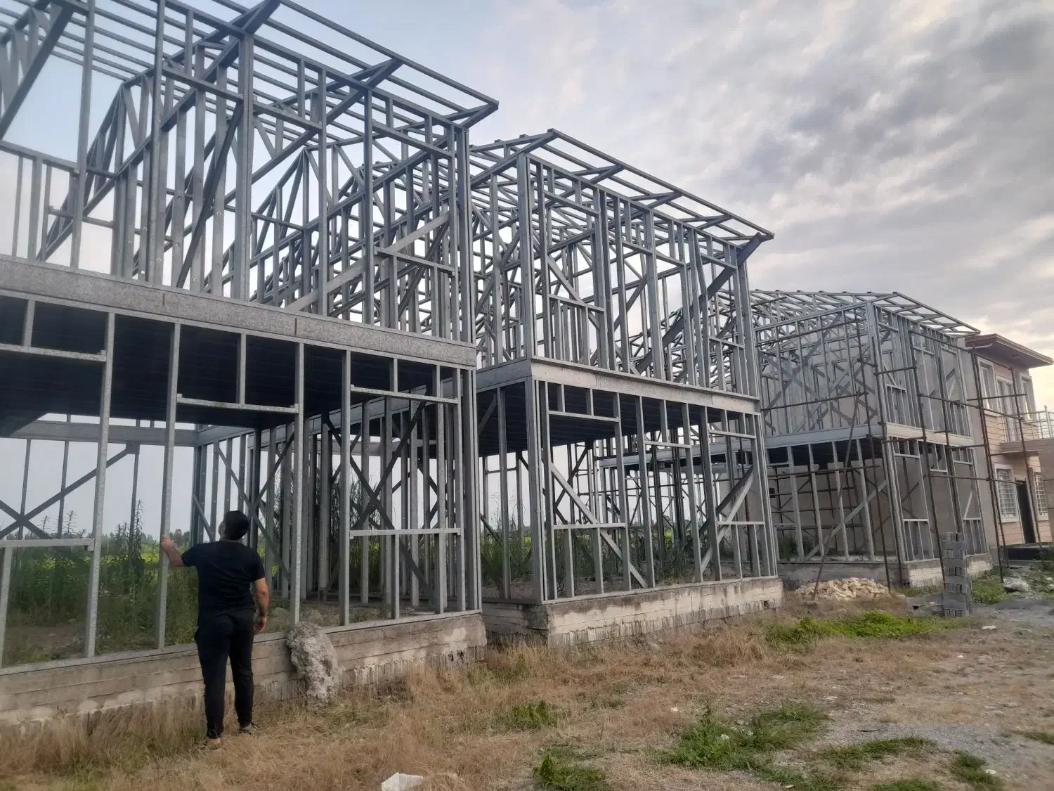 ال اس اف و اضافه بنا واشکوب|خدمات پیشه و مهارت|رباط‌کریم, رباط‌کریم|دیوار