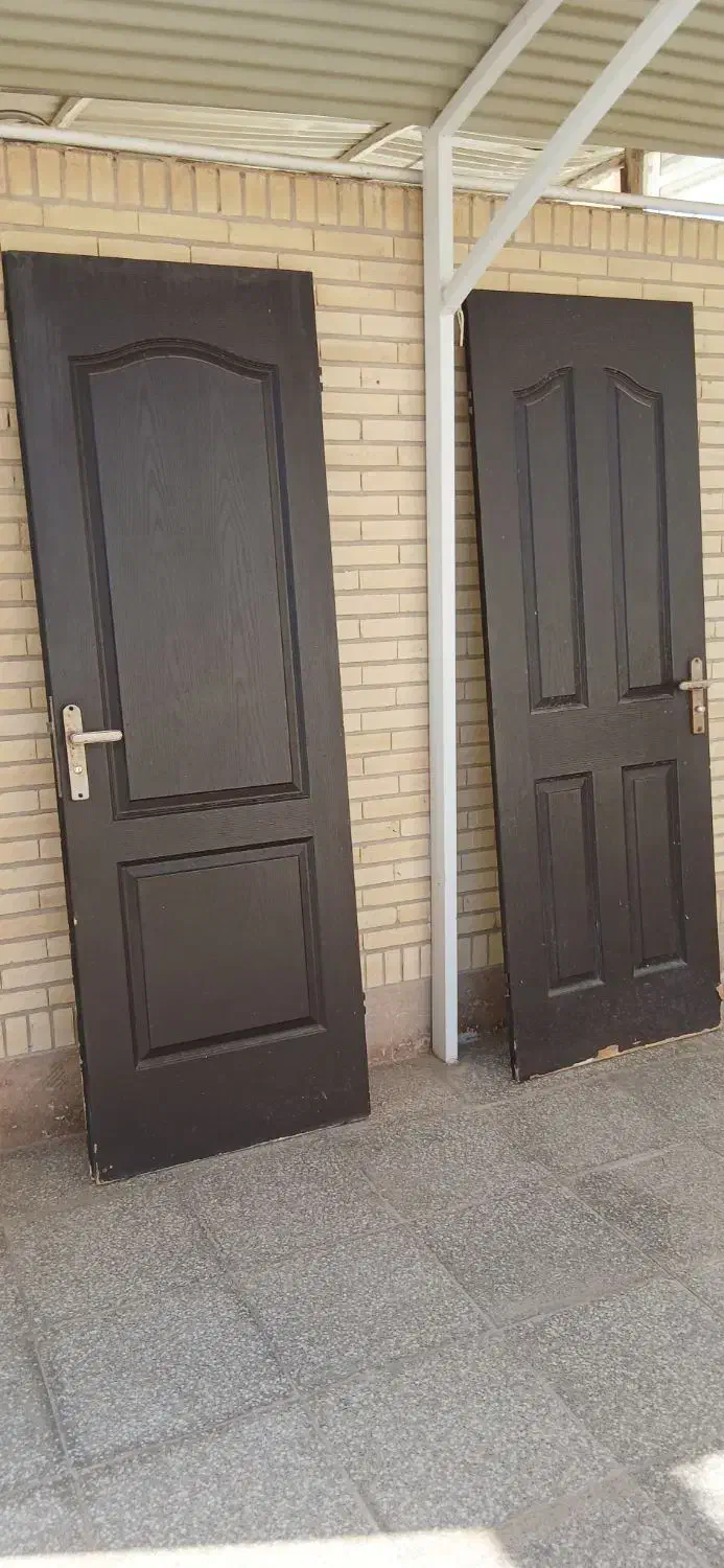 فروش درب حموم و دستشویی چوبی دست دوم|مصالح و تجهیزات ساختمان|اردکان, |دیوار