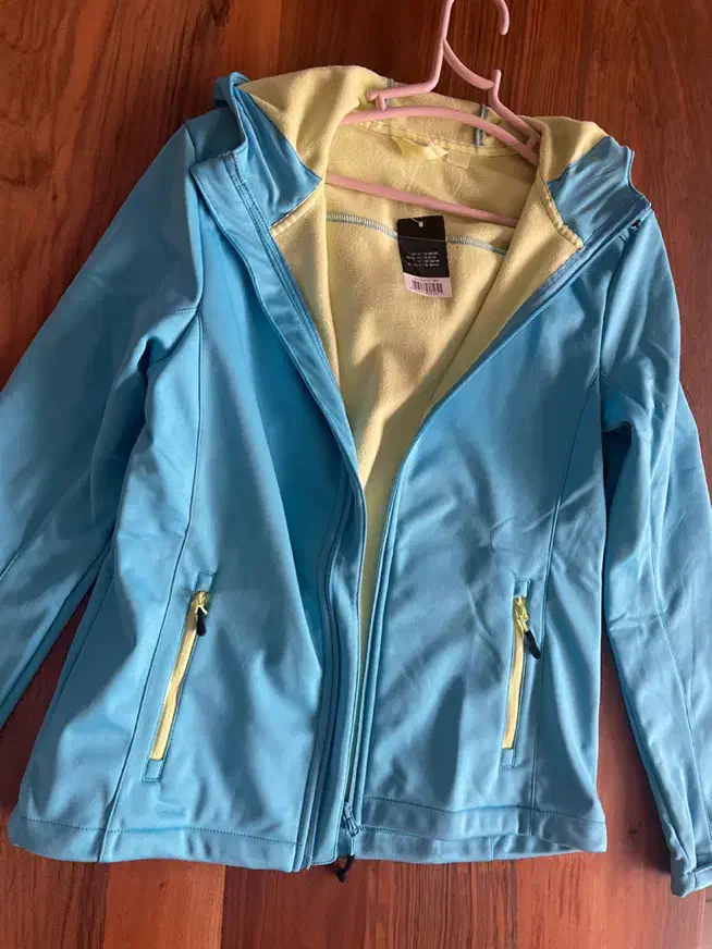 کاپشن سافتشل ضد اب و باد زنانه|لباس|گرگان, |دیوار