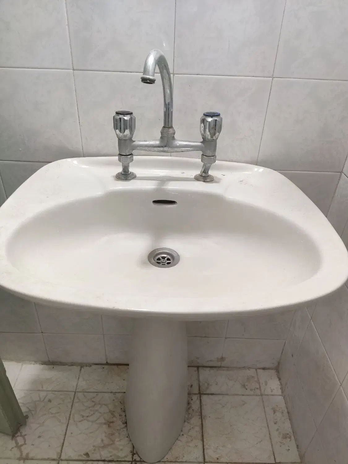 سنگ روشویی|لوازم سرویس بهداشتی|شاهرود, |دیوار