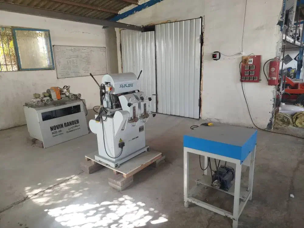 خط تولید دسته بیل|ماشینآلات صنعتی|میانه, |دیوار