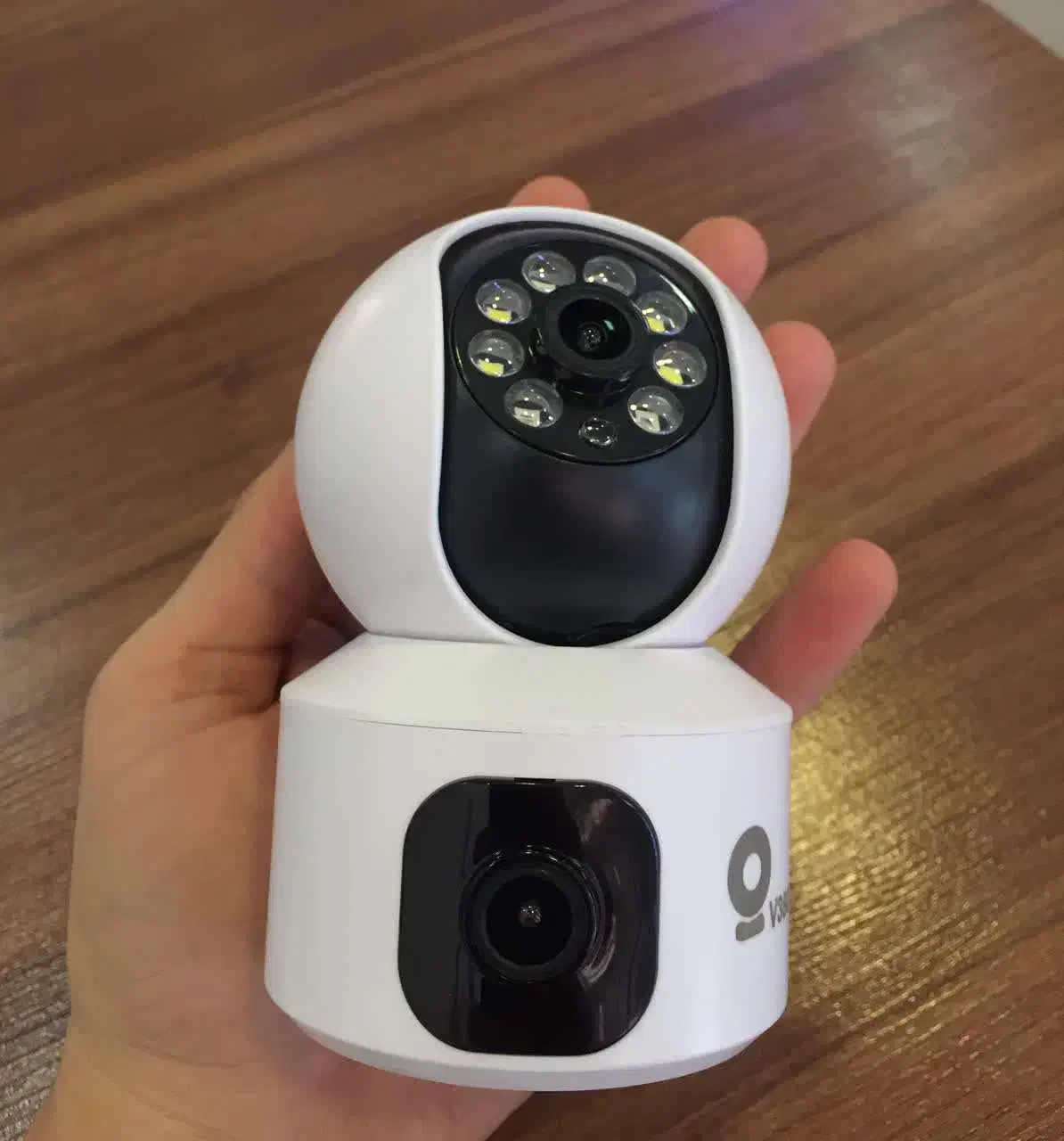 دوربین مداربسته (دوربین چرخشی) دولنز مدل V380|دوربین مداربسته|تهران, شادمان|دیوار