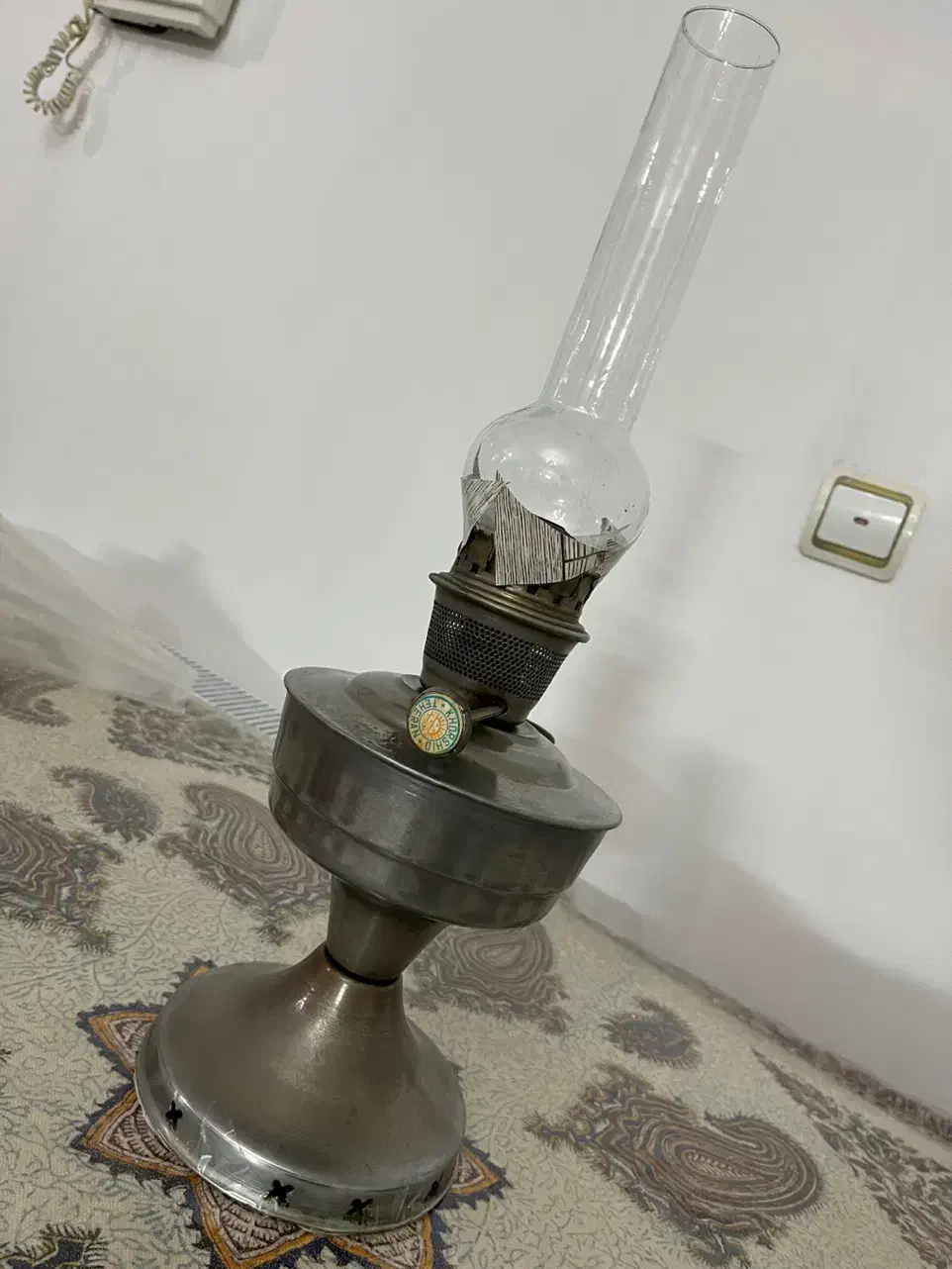 چراغ گردسوز نفتی مارک معروف خورشید قدیمی|کلکسیون اشیاء عتیقه|رباطکریم, رباطکریم|دیوار