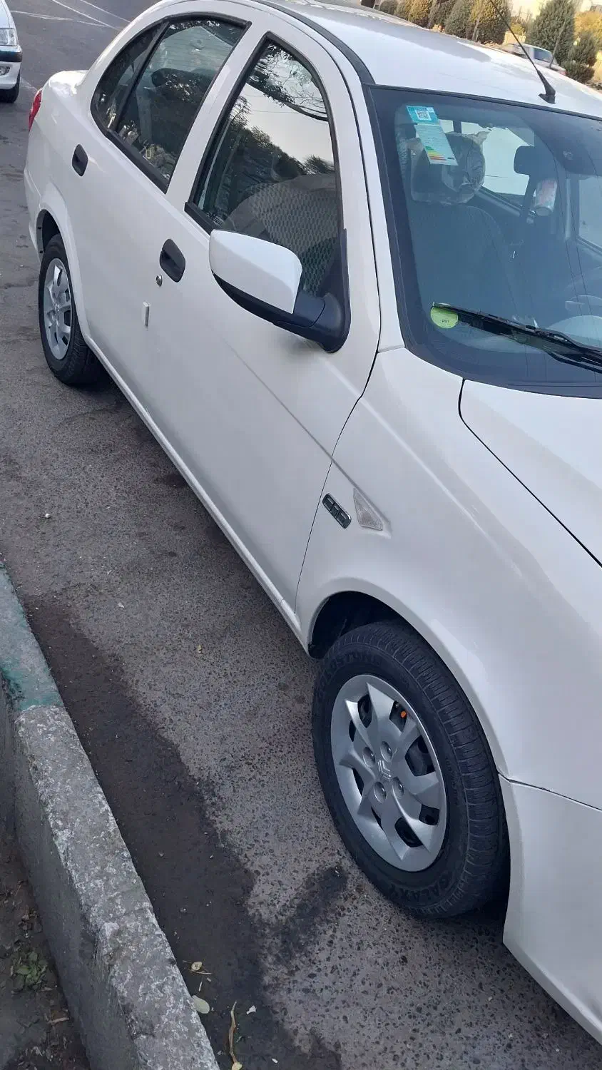 فروش ساینا|خودرو سواری و وانت|محمدیه-قزوین, |دیوار