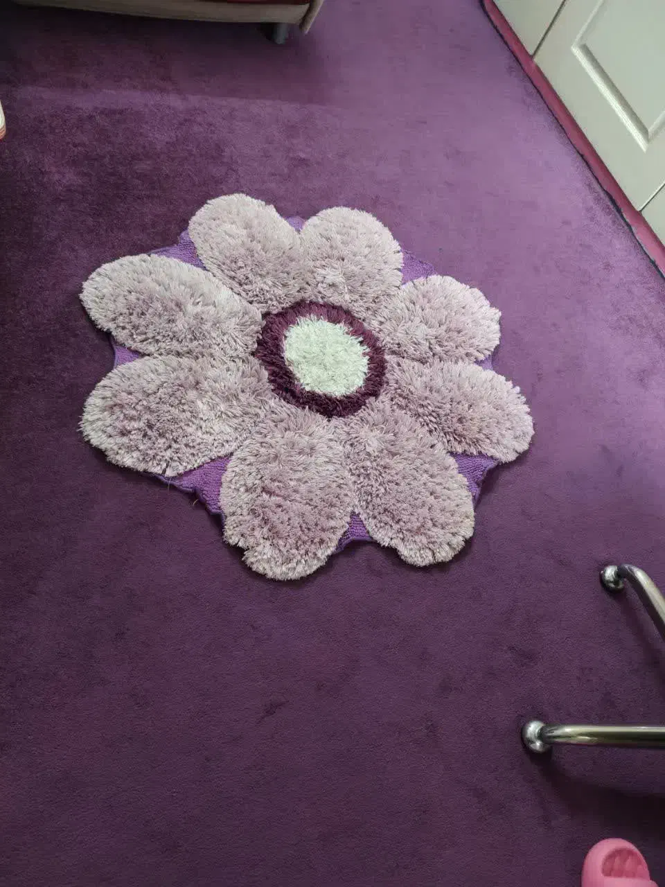 قالیچه گرد|فرش|ری, منصوریه منگل|دیوار