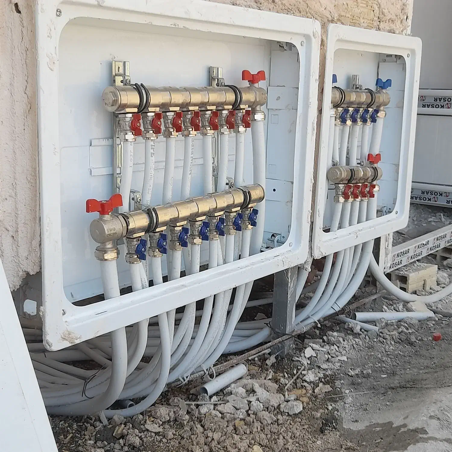 لوله کش لوله کشی آب فاضلاب نیوپایپ شکستگی لوله|خدمات پیشه و مهارت|کرمانشاه, |دیوار