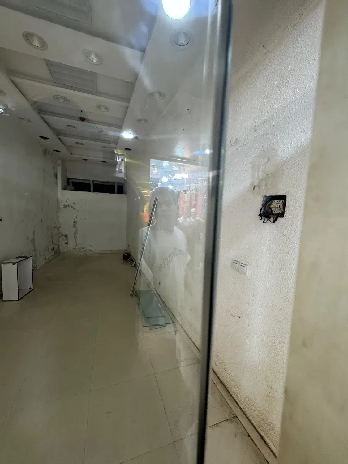 اجاره غرفه تجاری مجتمع ستاره شمال منطقه آزاد انزلی|اجارهٔ مغازه و غرفه|بندر انزلی, جفرود پایین|دیوار