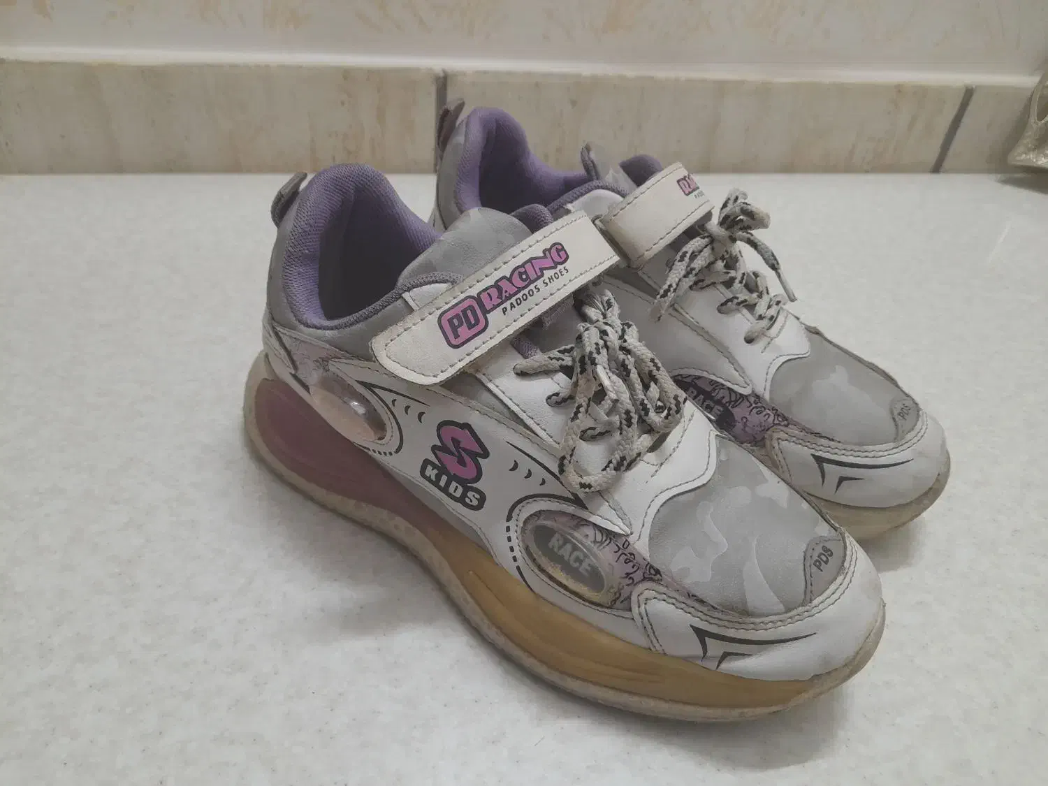 کفش ورزشی|کفش و لباس بچه|مشهد, سپاد|دیوار