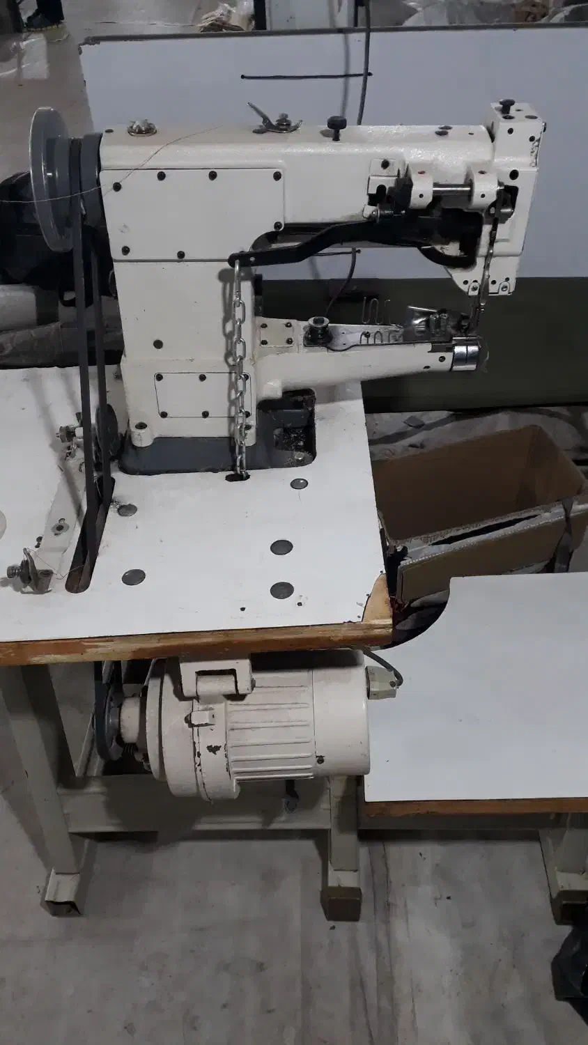 چرخ بطرزوار دوز|چرخ خیاطی و ریسندگی|ماهدشت, |دیوار