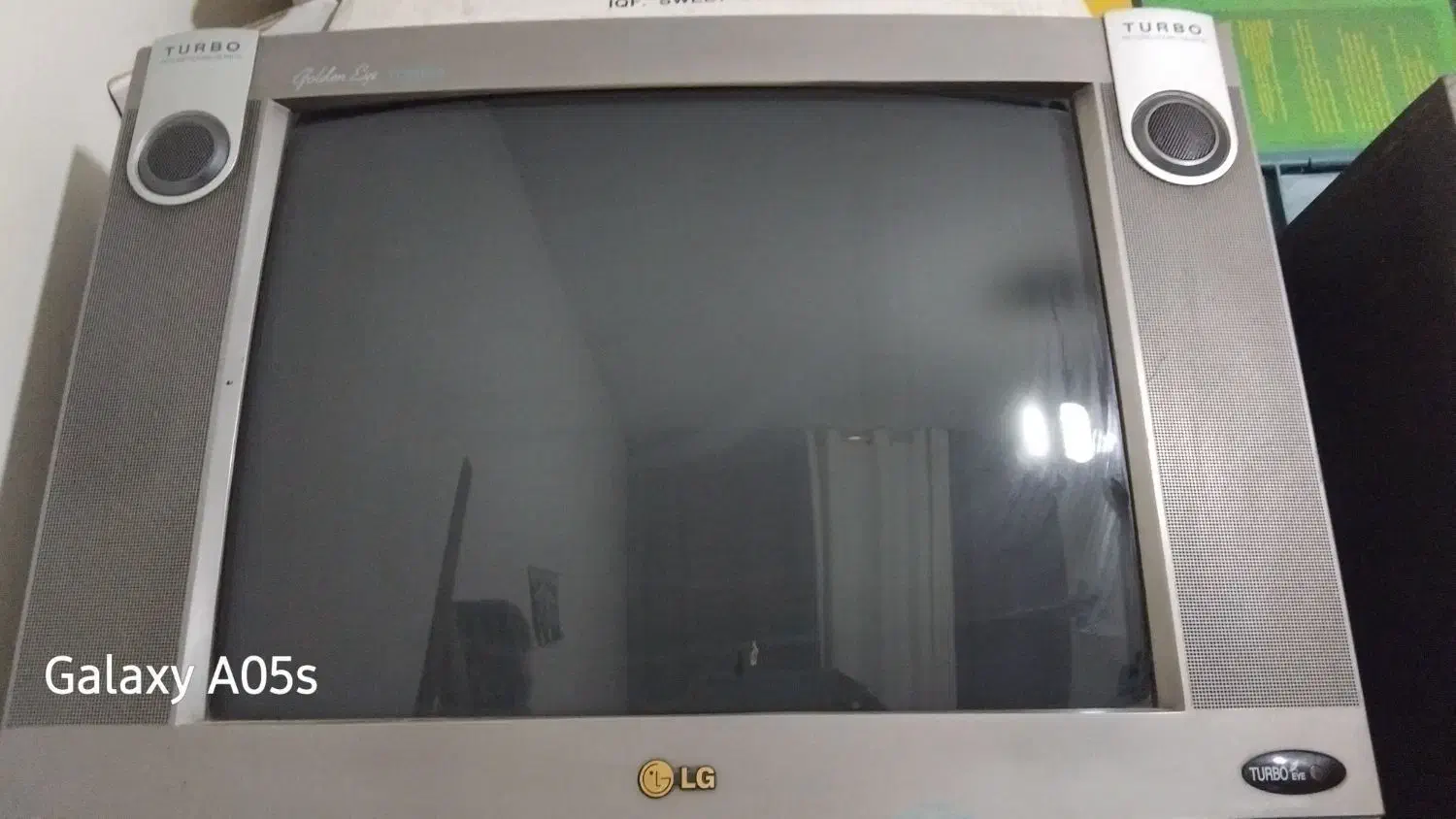 تلوزیون قدیمی|تلویزیون و پروژکتور|اسلام‌شهر, شهرک قائمیه|دیوار