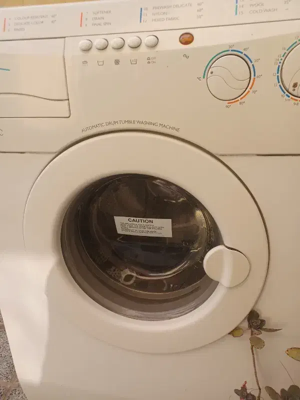 لباسشویی بهی|ماشین لباسشویی و خشککن لباس|اصفهان, خواجه عمید|دیوار