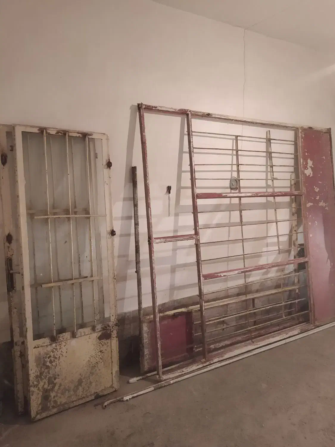 درب مغازه|مصالح و تجهیزات ساختمان|مشهد, چهاربرج|دیوار