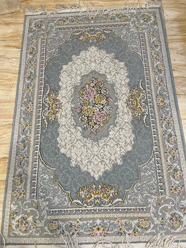 فرش وگلیم|فرش|رشت, دروازه لاکان|دیوار