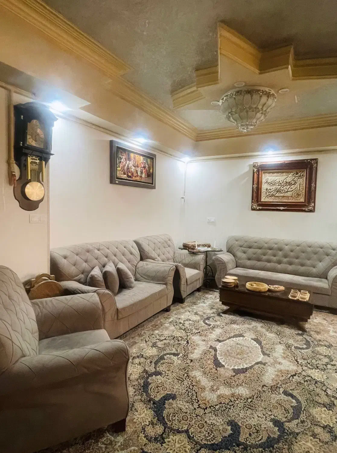 مبل و صنایع چوب|مبلمان خانگی و میز عسلی|اراک, |دیوار