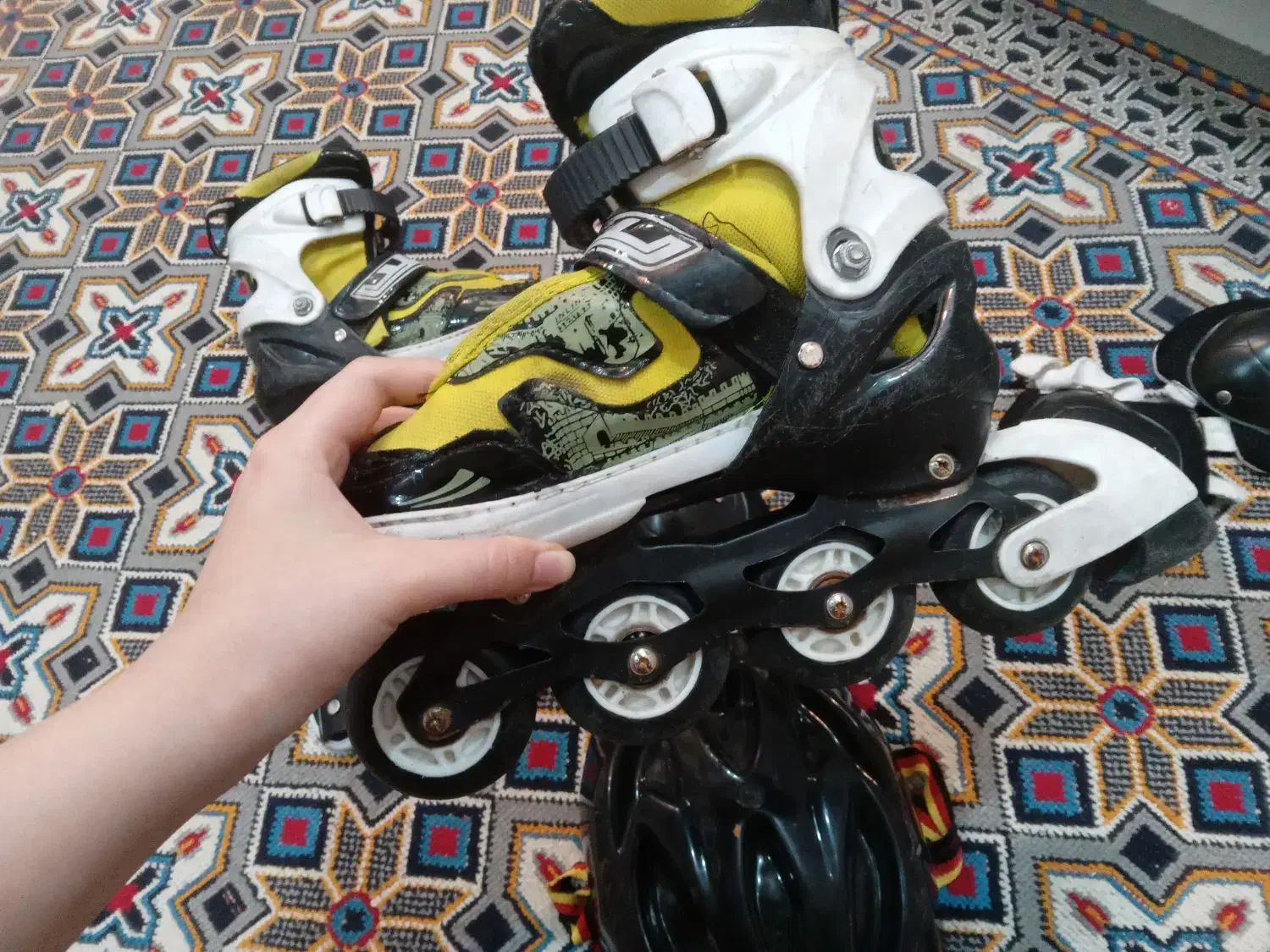 اسکیت|دوچرخه، اسکیت، اسکوتر|پرند, فاز ۶|دیوار