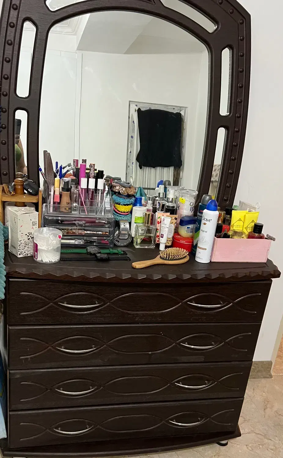 دراور در حد نو همراه با آینه|جاکفشی، کمد، دراور|بندرعباس, |دیوار