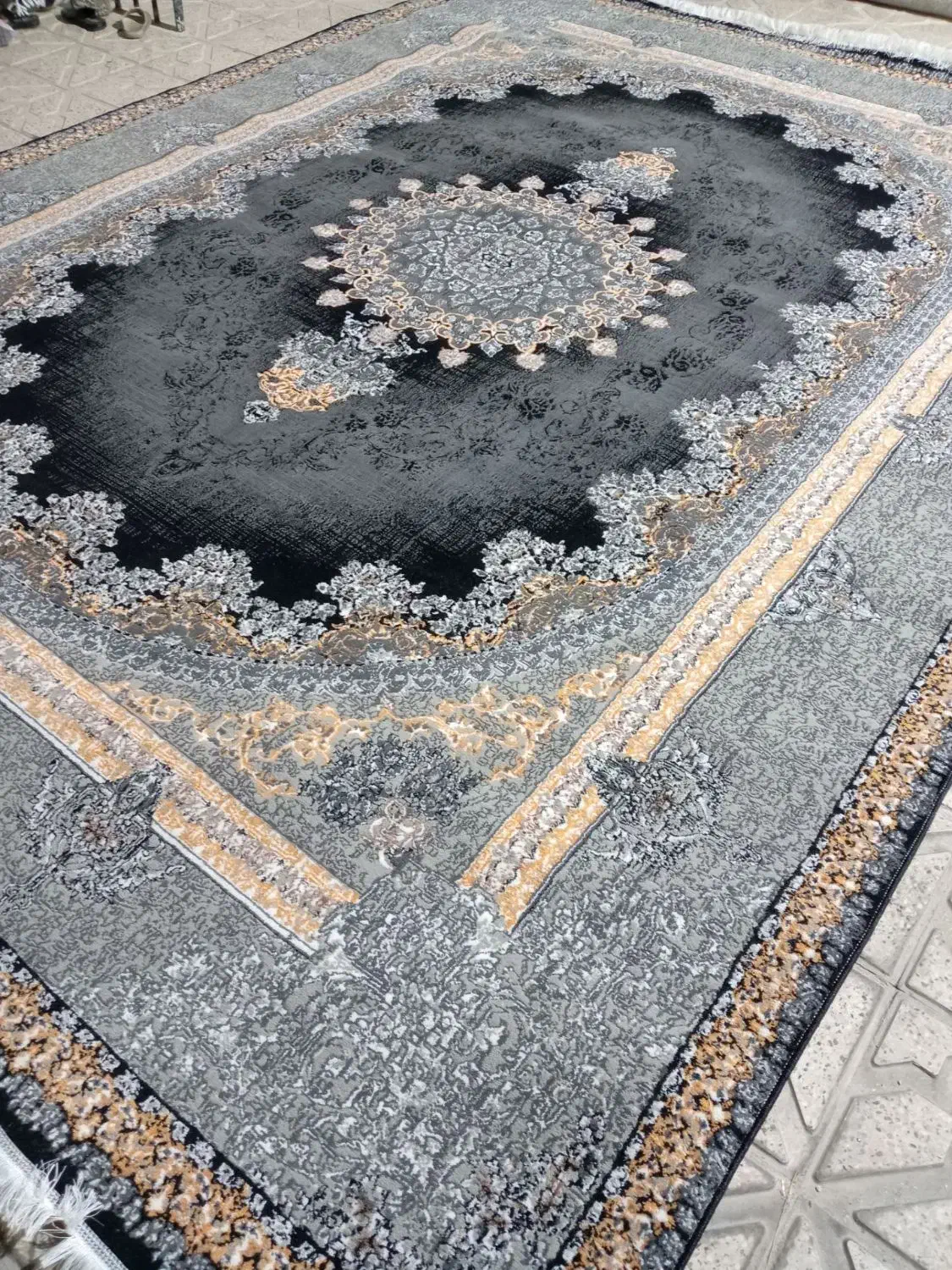 فرش رنگ مشکی فیلی شیک جدید|فرش|مشهد, مصلی (کارمندان اول)|دیوار