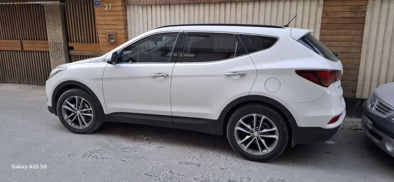 سانتافه  شرکتی ۲۰۱۶ کم کار|خودرو سواری و وانت|اصفهان, جاوان|دیوار