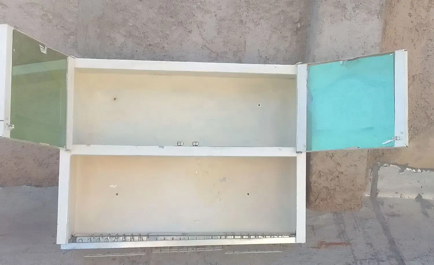 آبچکان فلزی|آبچکان و نظمدهنده ظروف|الوند, |دیوار