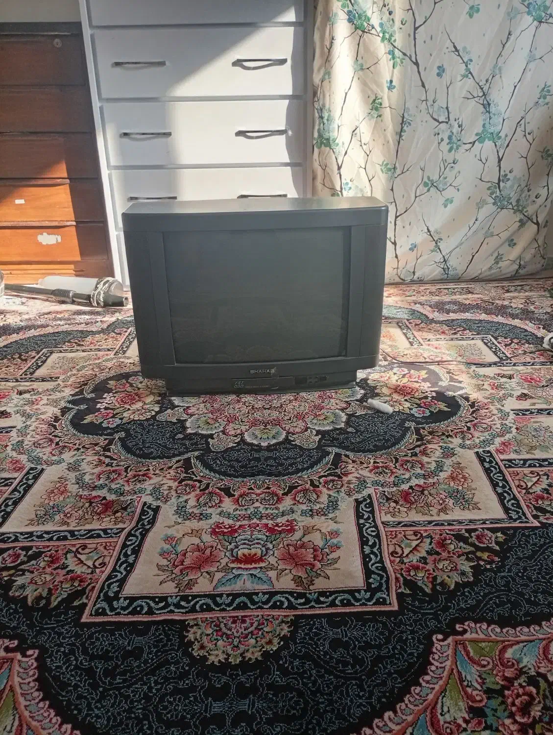 تلویزیون شهاب|تلویزیون و پروژکتور|سنندج, |دیوار