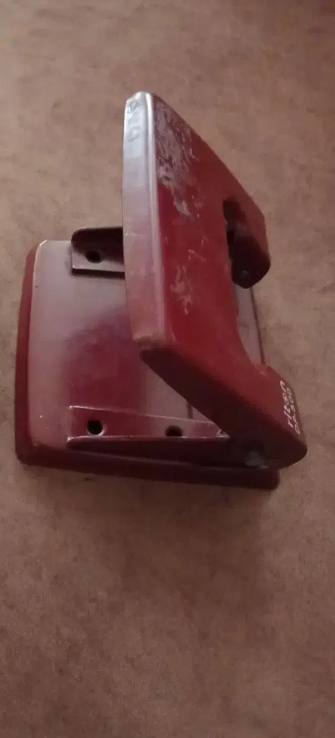 منگنه|لوازم التحریر|اقبالیه, |دیوار