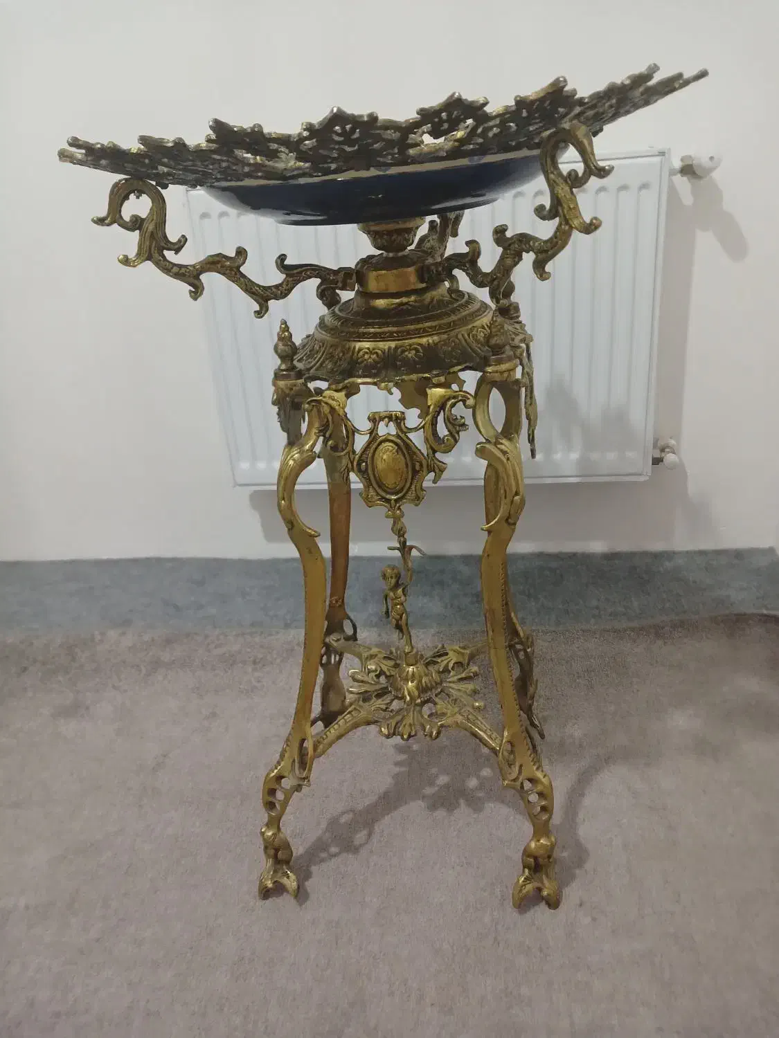 میوه خوری طرح برنز پایه دار|صنایع دستی و سایر لوازم تزئینی|شاهدشهر, |دیوار