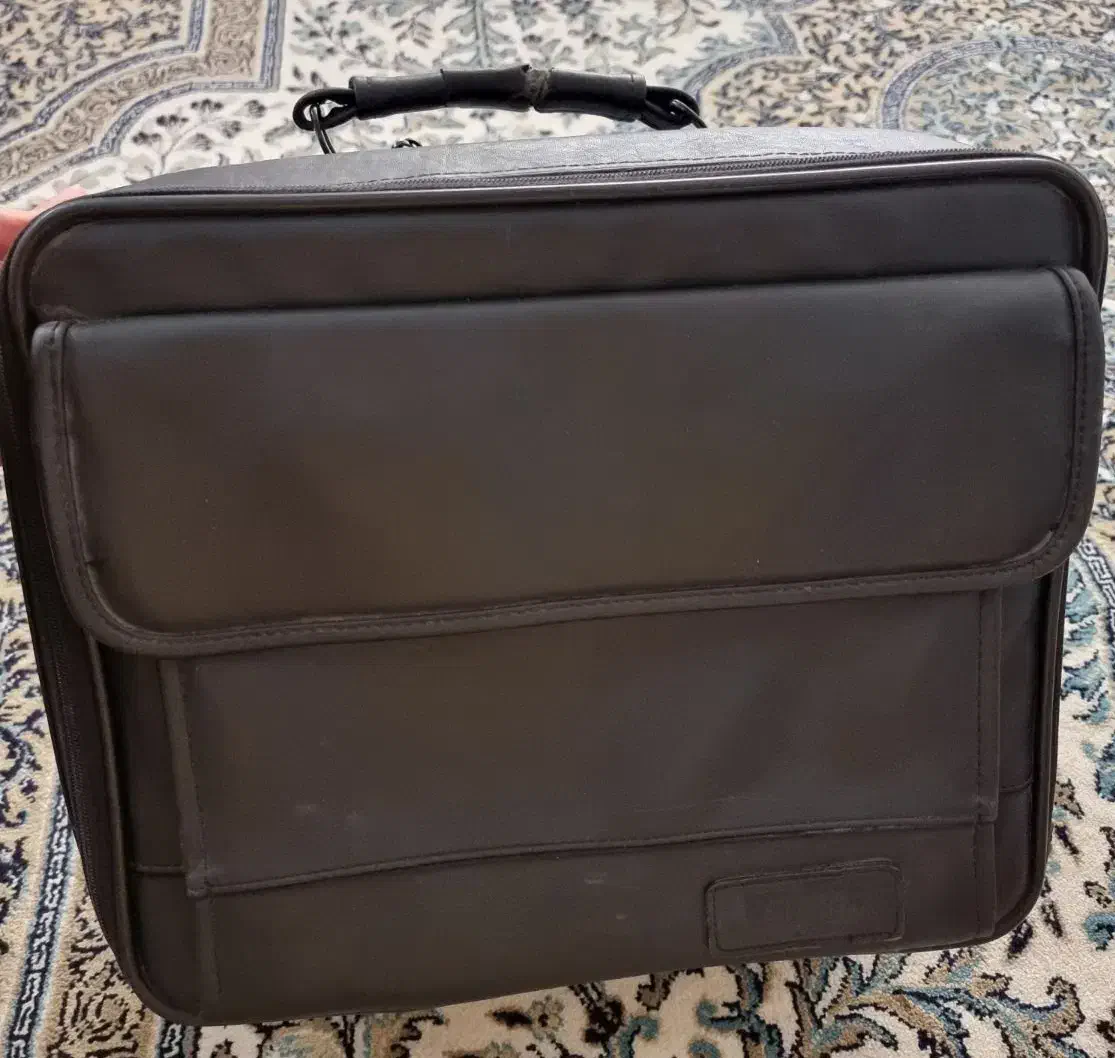 کیف چرم لپ تاپ|قطعات و لوازم جانبی رایانه|تهران, پونک|دیوار