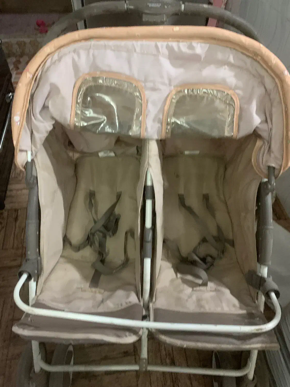 کالسکه دوقلو خارجی|کالسکه و لوازم جانبی|قم, تعویض پلاک|دیوار