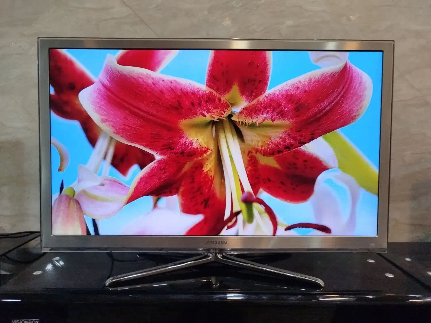 تلویزیون ۴۶ اینچ LED سامسونگ UA46C8880XR|تلویزیون و پروژکتور|ساوه, |دیوار