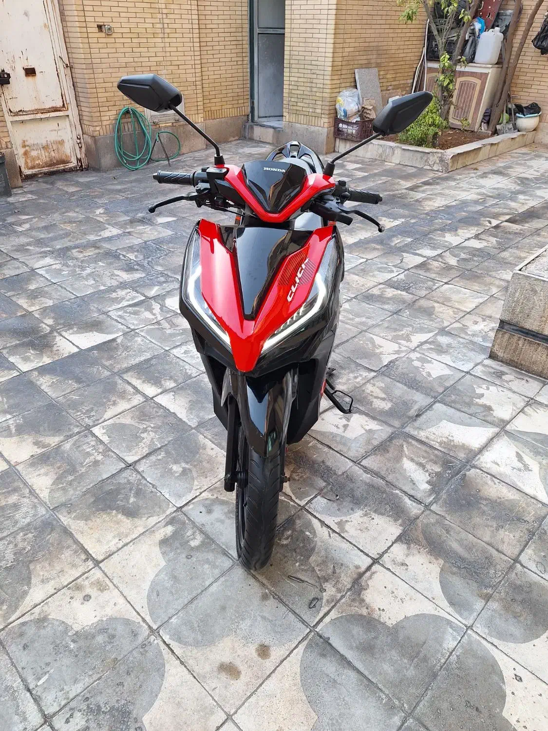 معاوضه موتور کلیک با آیفون ۱۵|موتورسیکلت|شیراز, نصر|دیوار