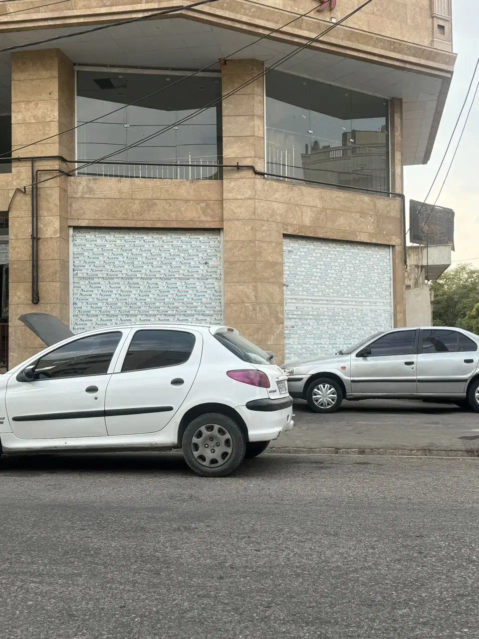 رعن و اجازه۲عدد مغازه ترمینال باربری صنعتگر جنوبی|اجارهٔ مغازه و غرفه|شیراز, ترمینال باربری|دیوار