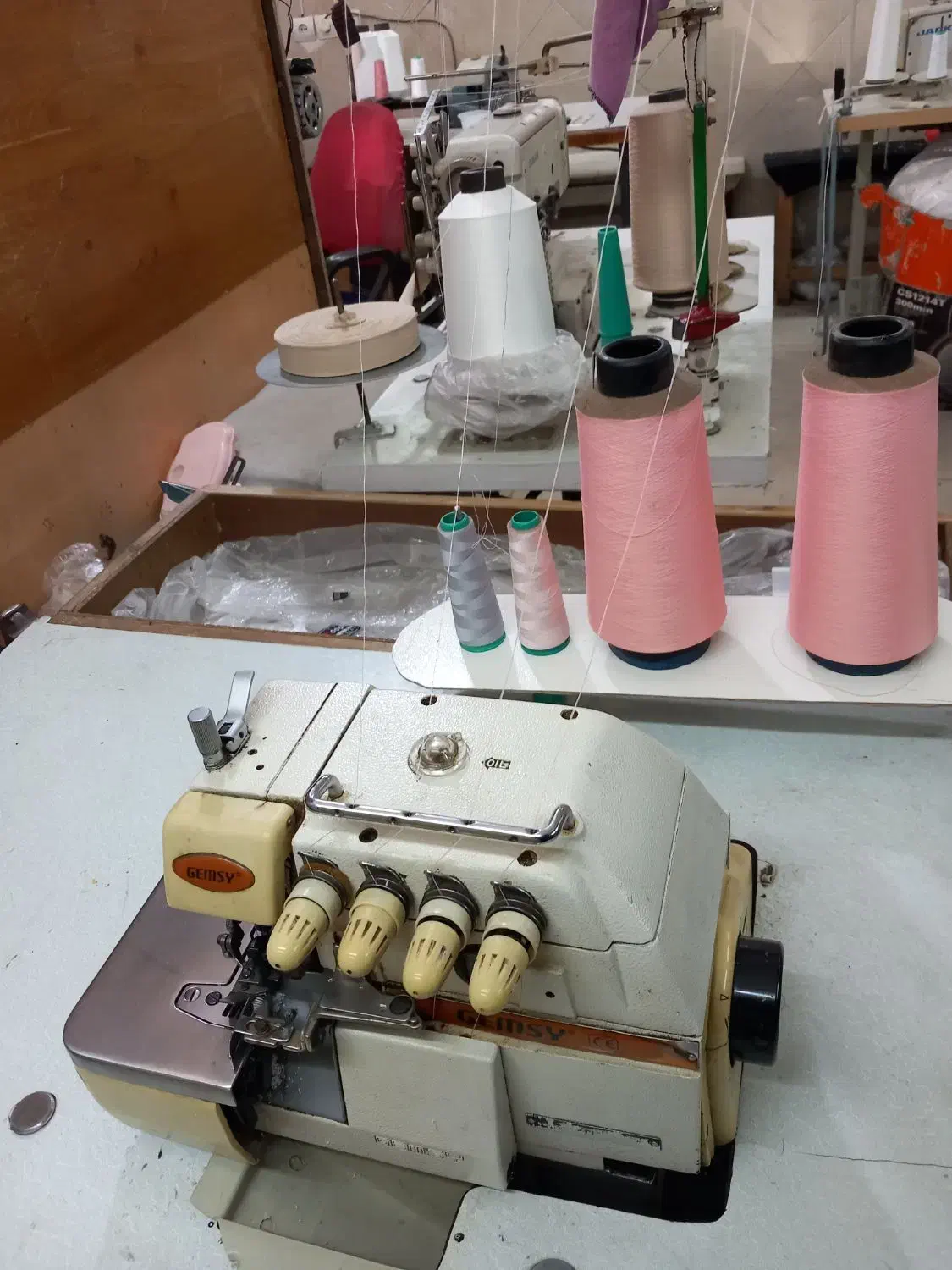 زیگزال چهار نخ جی ام سی|چرخ خیاطی و ریسندگی|پاکدشت, پاکدشت (مامازند)|دیوار