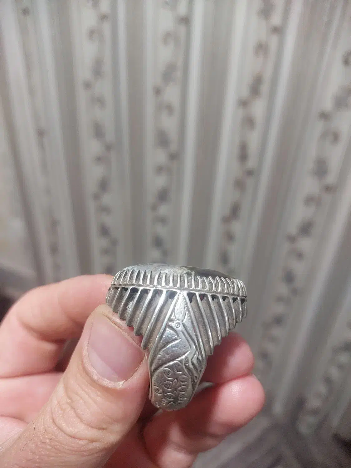 انگشتره نقره|جواهرات|گالیکش, |دیوار