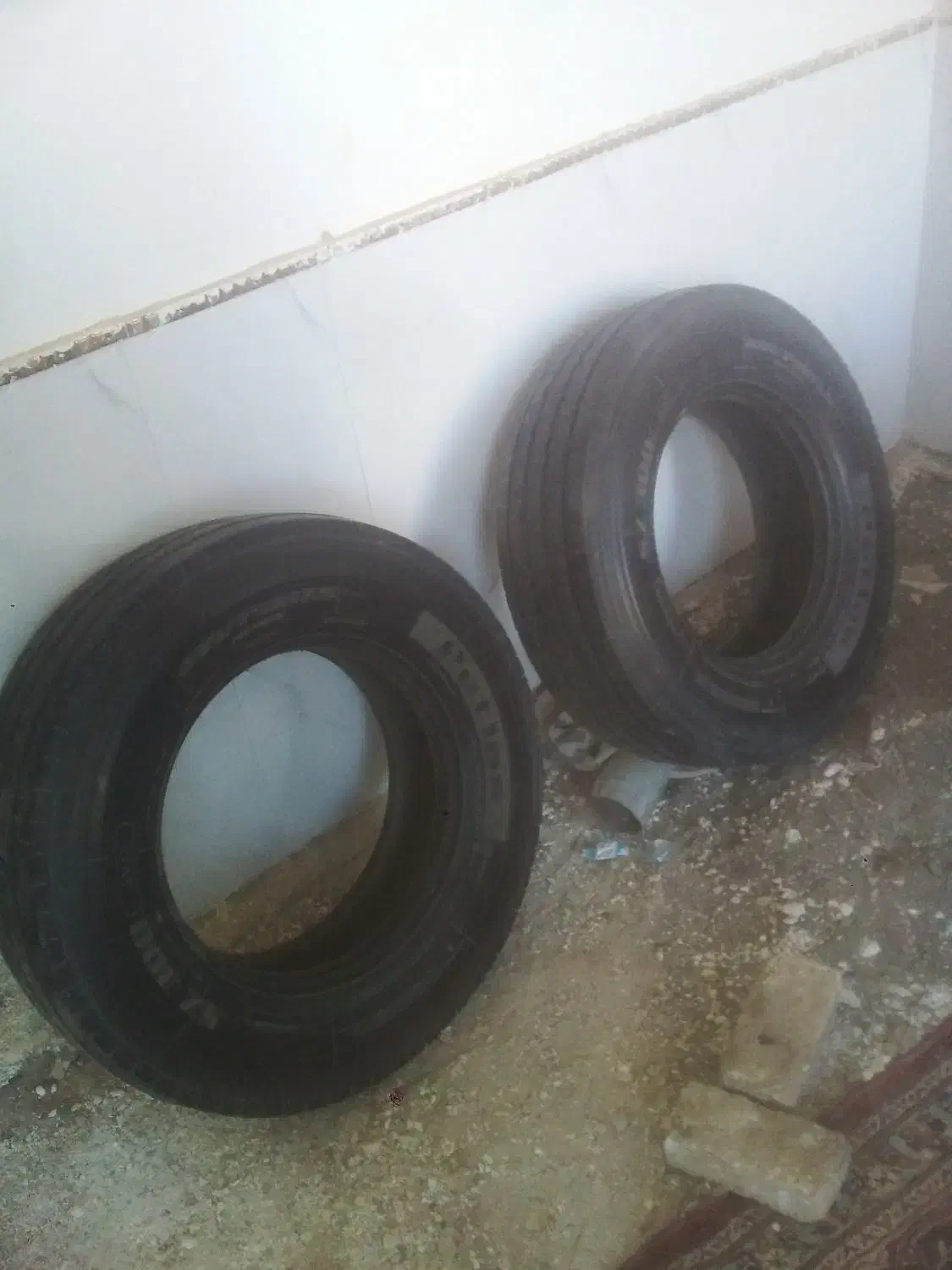 لاستیک خاور|قطعات یدکی و لوازم جانبی|فریمان, |دیوار