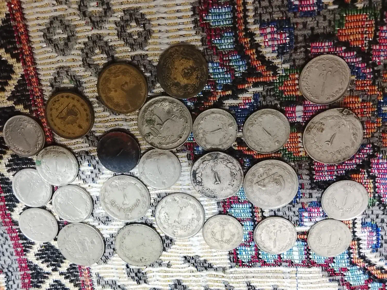 سکه قدیمی|کلکسیون سکه، تمبر، اسکناس|تربتحیدریه, پائین ولایت|دیوار