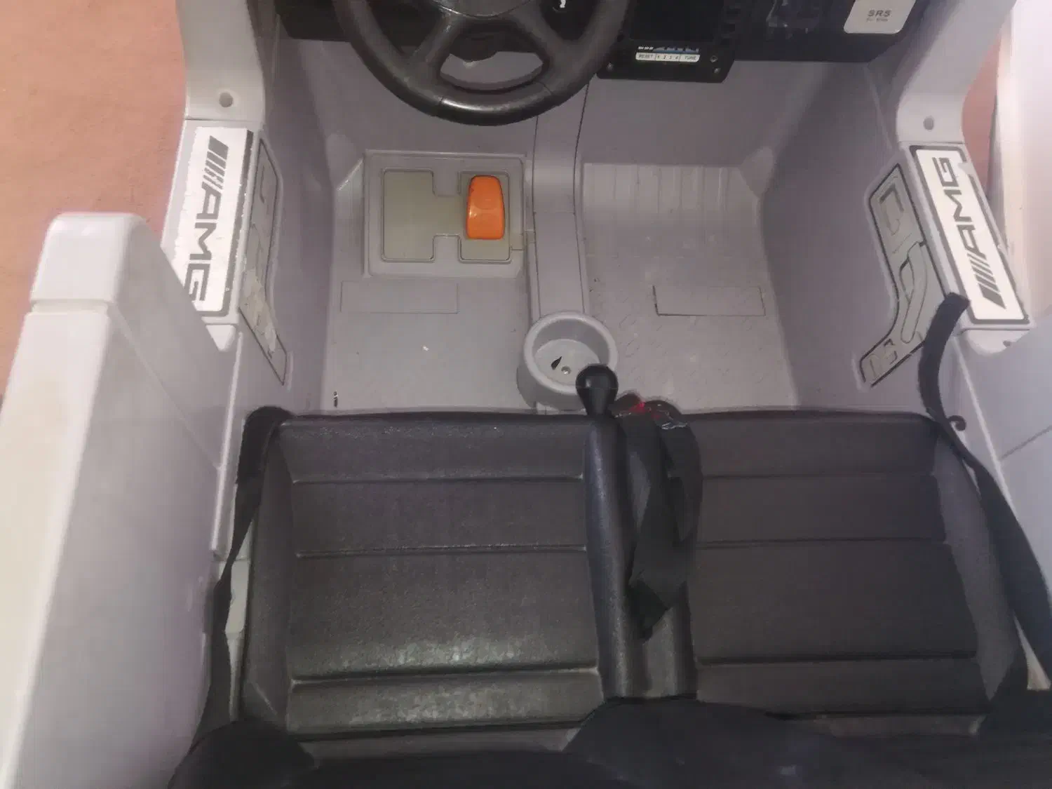 ماشین شارژی بزرگ 2 نفره|اسباب‌بازی بچه|سنندج, |دیوار