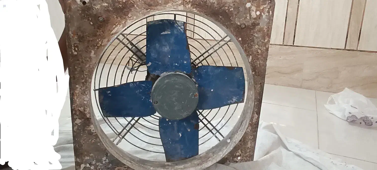 فن خنک کننده|پنکه و تصفیهکنندهٔ هوا|میناب, |دیوار