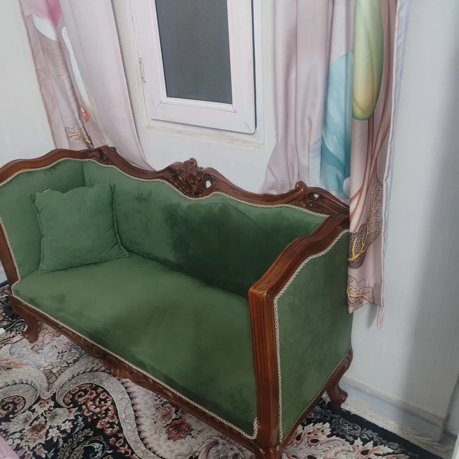 مبل بسیار جدید و کاملا نو|مبلمان خانگی و میز عسلی|تهران, مقدم|دیوار