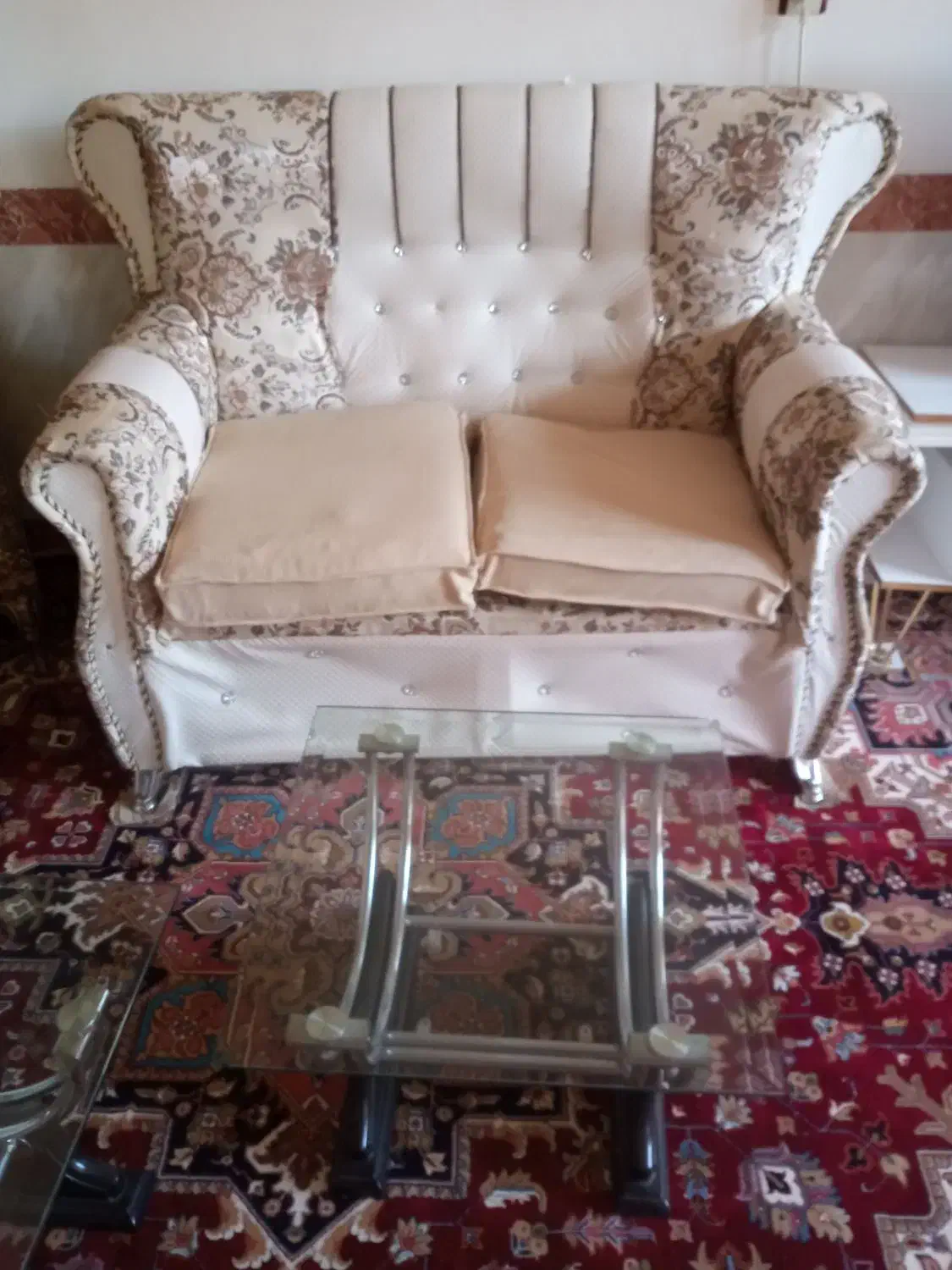 مبل راحتی شیش نفره کار کرده|مبلمان خانگی و میز عسلی|عجب شیر, |دیوار