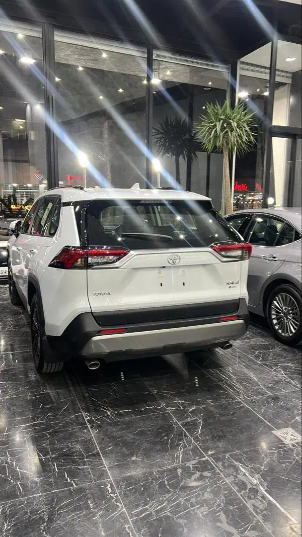 رافور Rav4 موتور 2500 هیبرید ژاپن|خودرو سواری و وانت|شیراز, عفیف‌آباد|دیوار