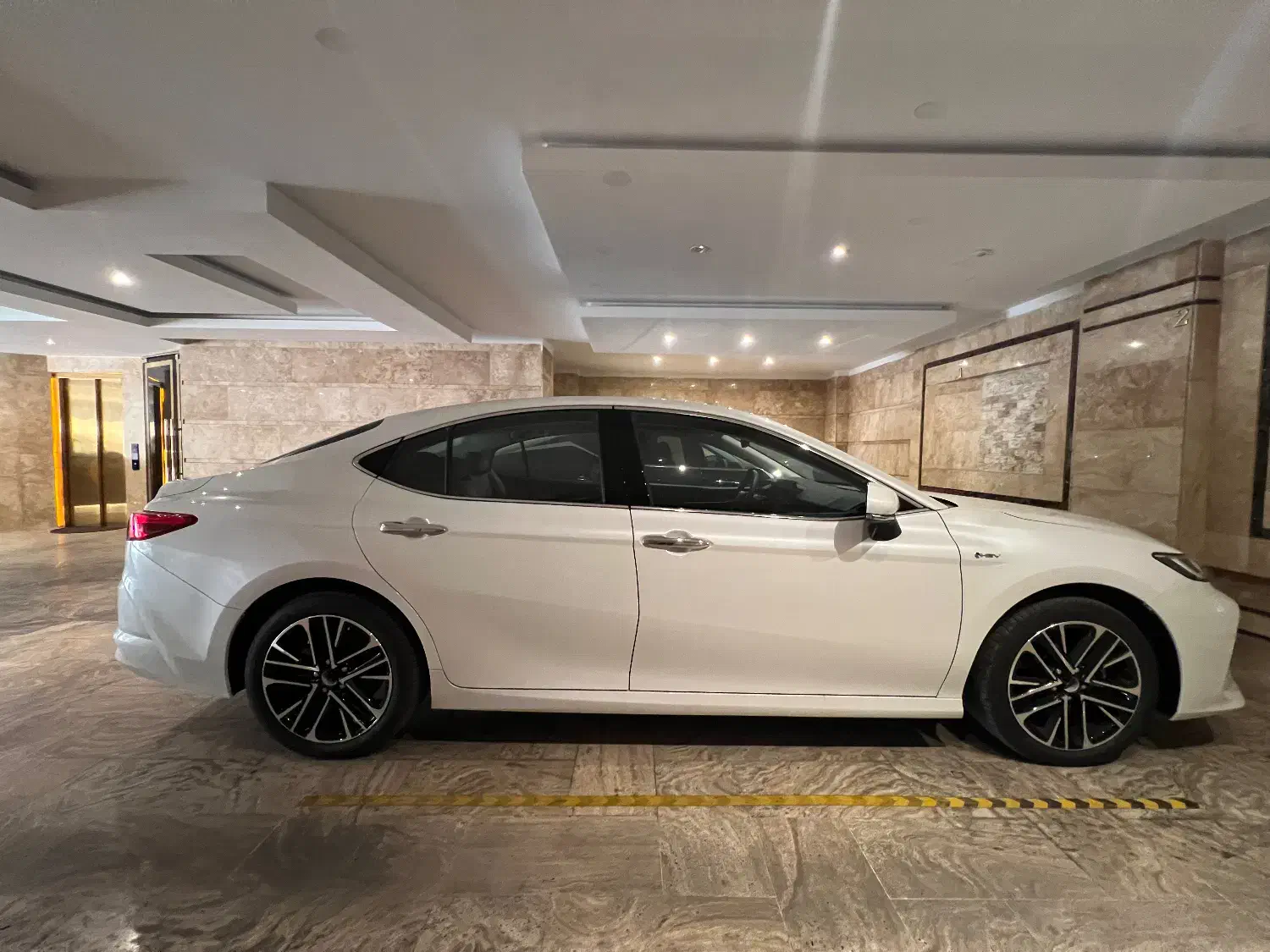 تویوتا کمری ۲۰۲۵ خشک هیبرید فول اپشن ۲۵۰۰ سی سی|خودرو سواری و وانت|تهران, پردیسان|دیوار