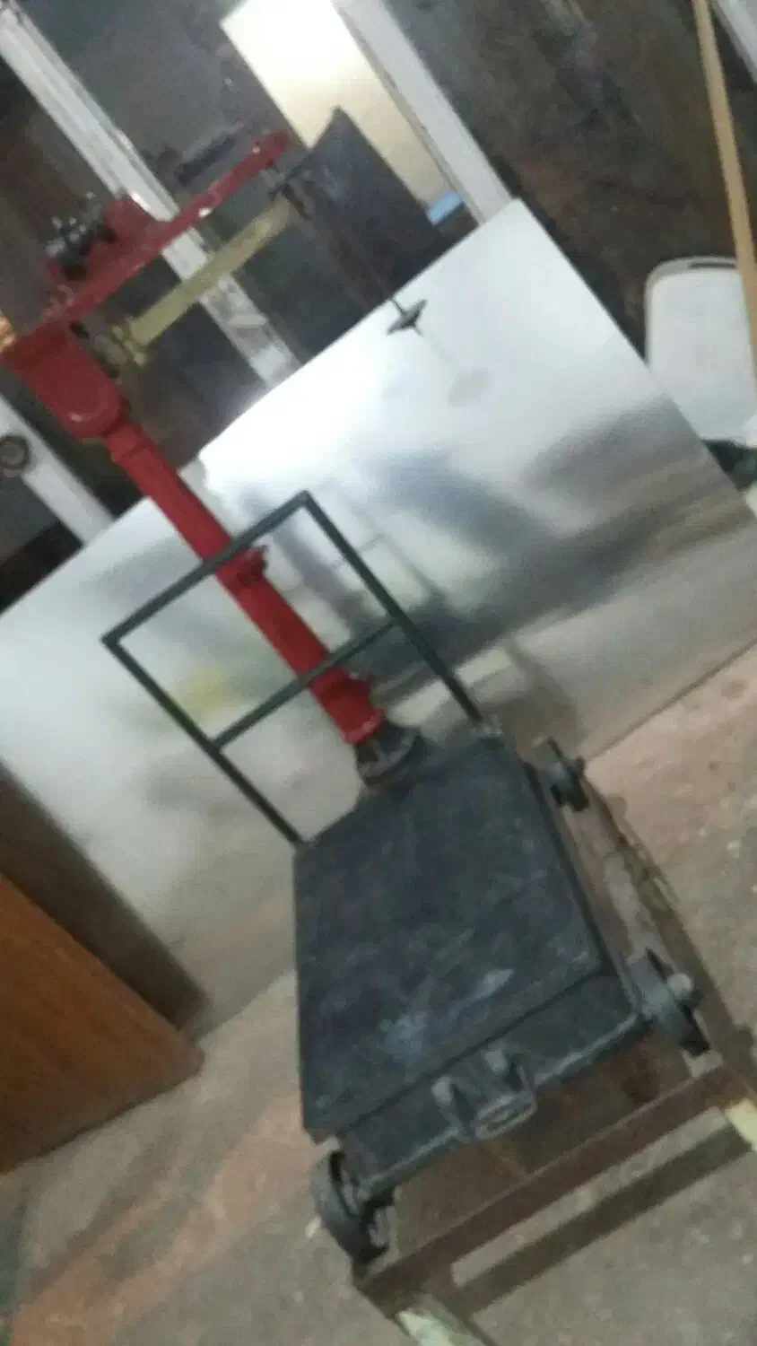 فروش ترازو سنگی با قیمت مناسب...|ماشین‌آلات صنعتی|سنقر, |دیوار